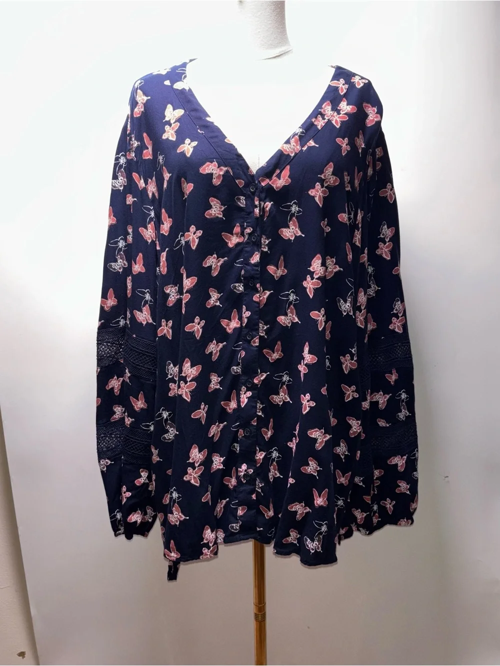 Lane Bryant Navy Button-Front Blouse with Butterfly Print Size 22/24
